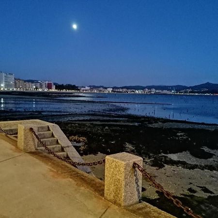 La Casona VIVIENDA USO TURÍSTICO RECIÉN REFORMADA EN EL CENTRO DE VILAGARCÍA. Vilagarcía de Arousa Exterior foto